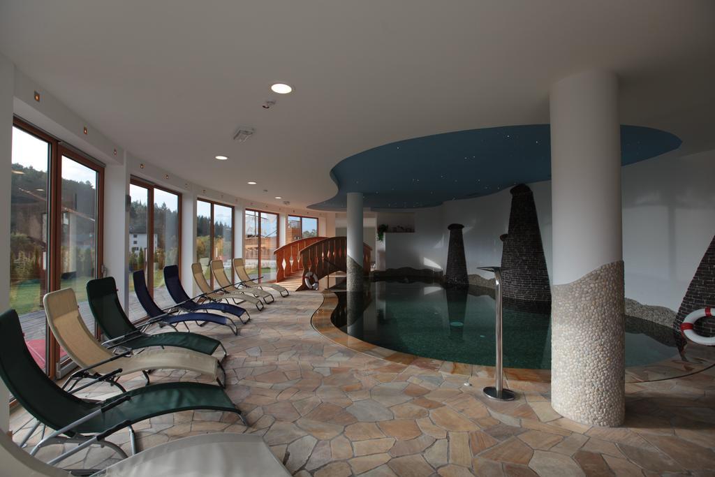 Hotel Belvedere Wellness & Family บาเซลกา ดิ ปีเน ภายนอก รูปภาพ